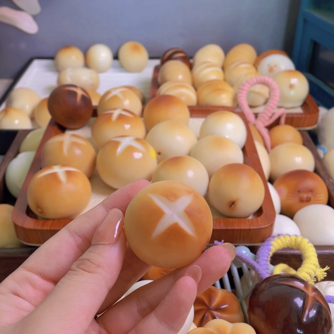 歪***树菩提根/象牙果把件