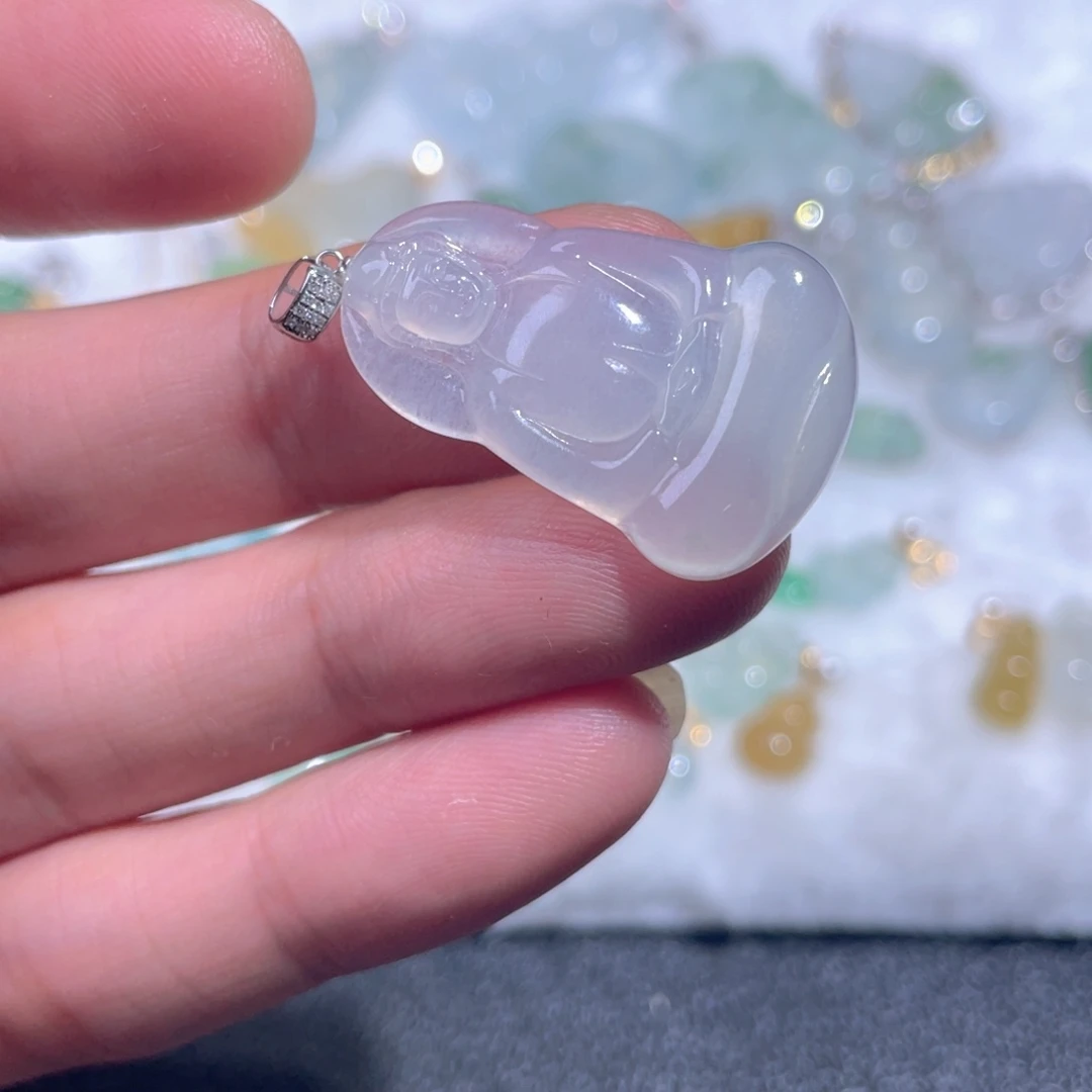 翡翠18K金镶嵌颈饰翡翠