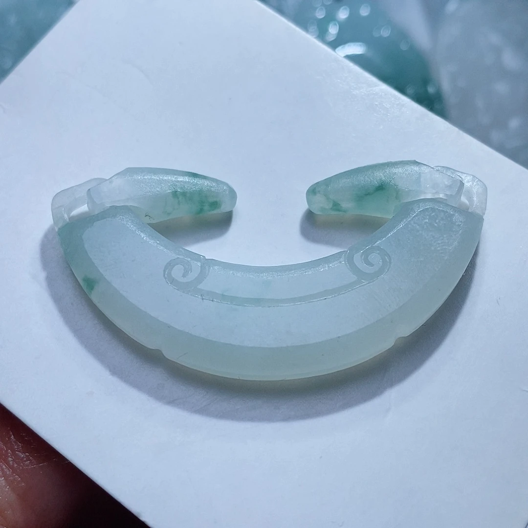 定制翡翠未镶嵌毛货付款后确认抛光