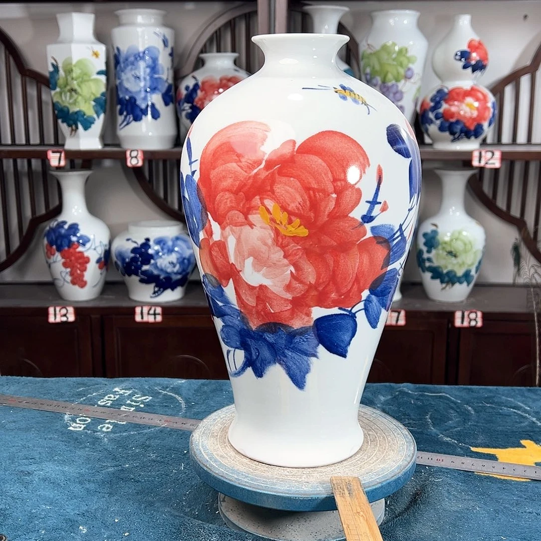 摆件景德镇陶瓷梅红牡