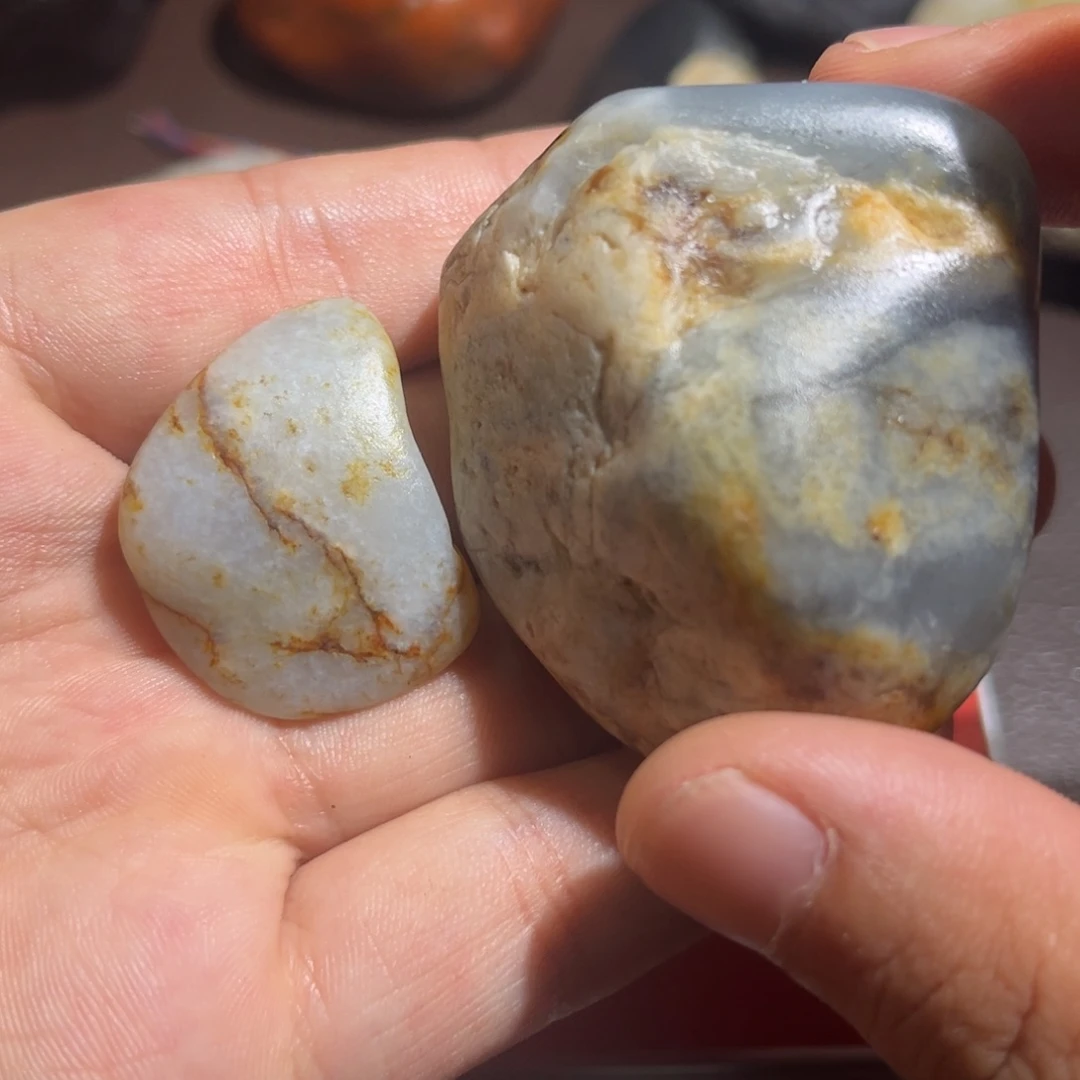 和田玉（糖玉）未镶嵌珠宝奇石