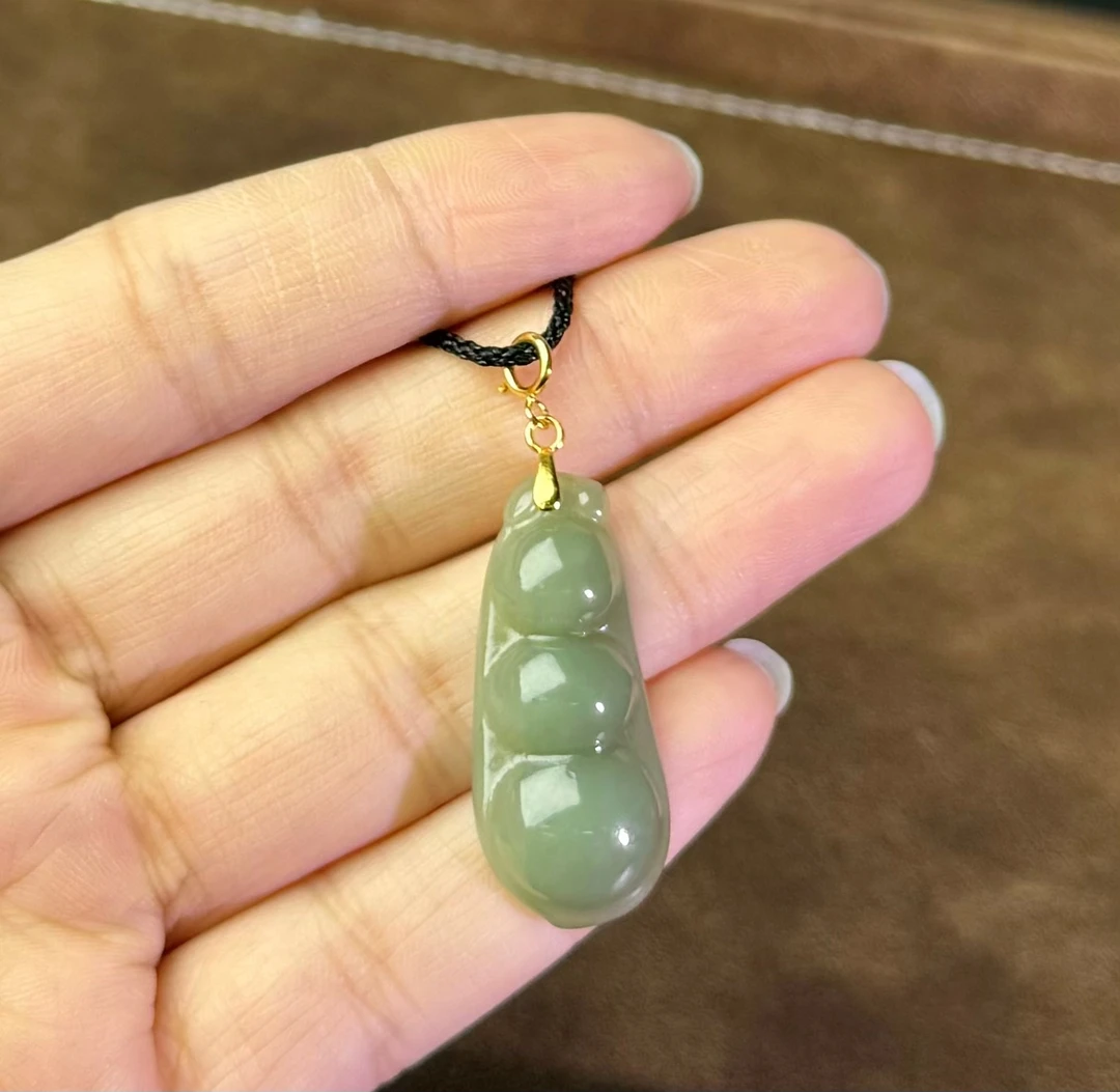 和田玉且末蓝福豆吊坠 （多样性发其一）