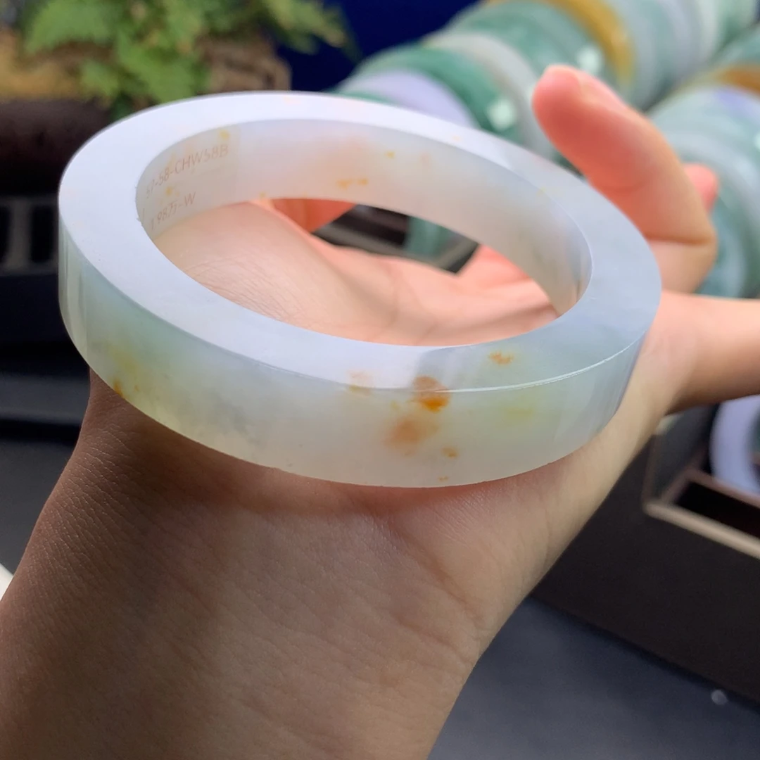 未镶嵌手镯不退不换定制翡翠