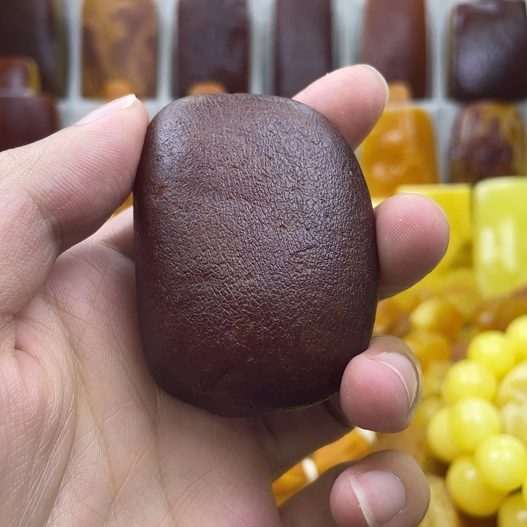 定制琥珀未镶嵌原石