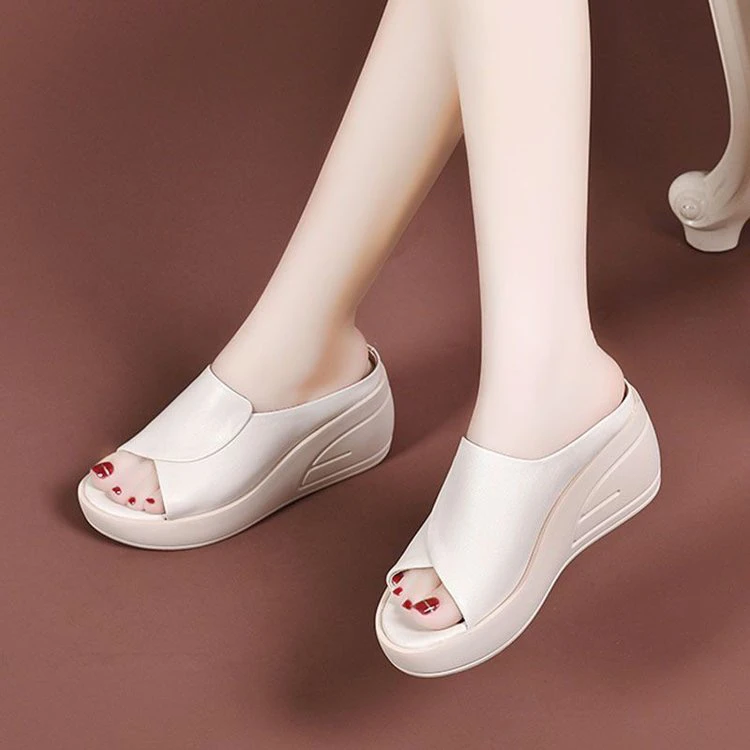 厚底防滑耐磨时装凉鞋女2024夏季新款休闲鱼嘴松糕坡跟增高凉拖