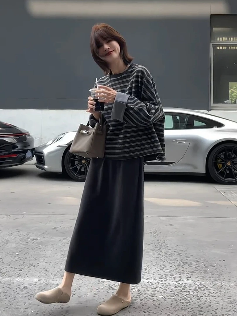 2025秋季巨好看的独特超好看韩系减龄条纹上衣半身裙两件套装女
