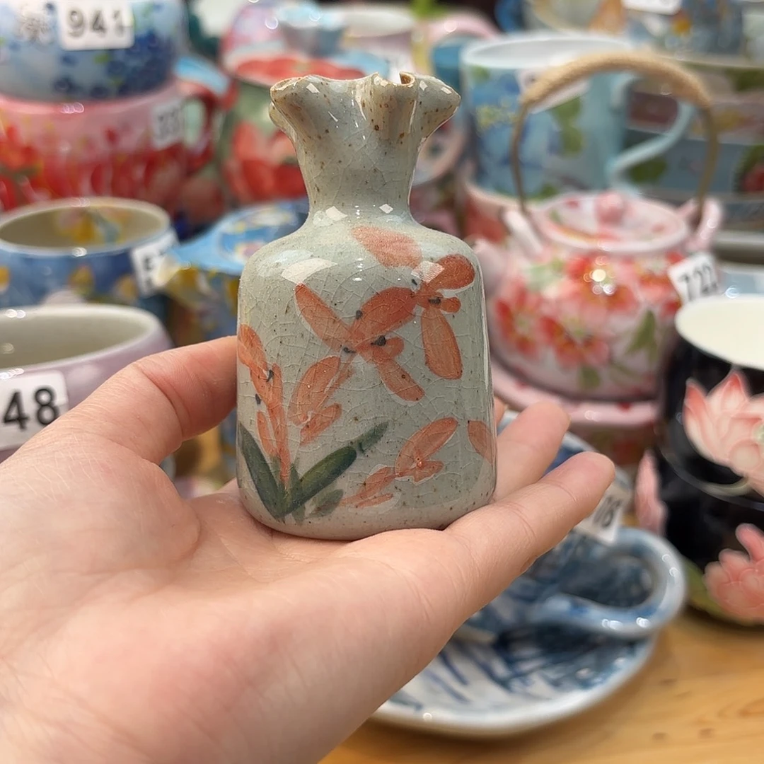 瓷片兔兔盖茨。兔兔好