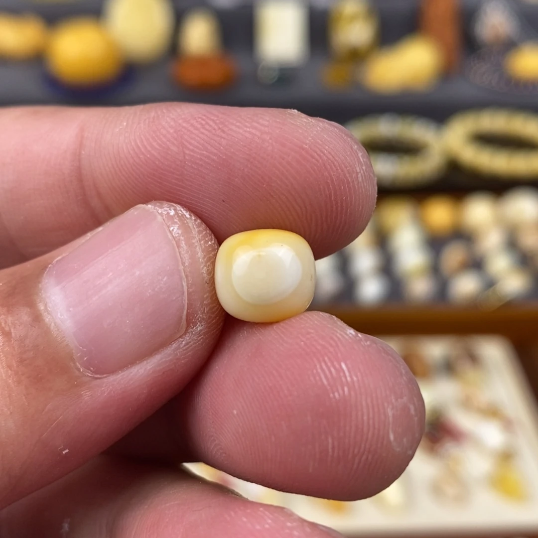 未镶嵌蜜蜡裸石配饰尺寸9.3