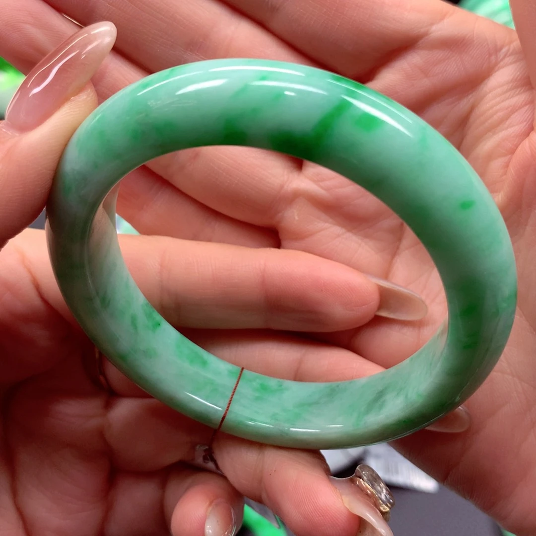 未镶嵌手镯翡翠翡翠