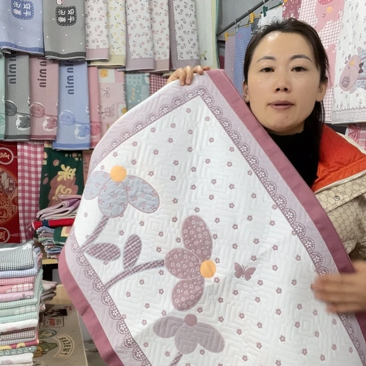 棉特价酒红色椰子树