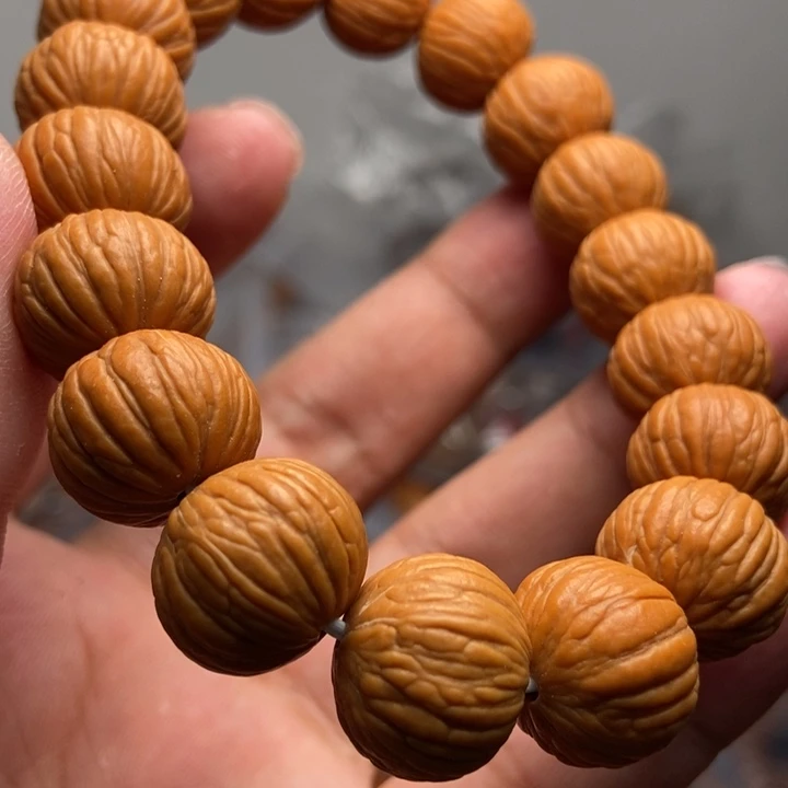 猴头核桃吊坠文玩手串