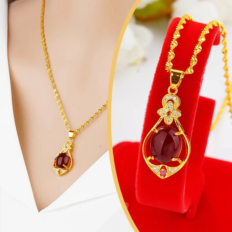 钛钢项链 妈妈坠链绿色气质精致女款精美时尚百搭项链镶嵌红色