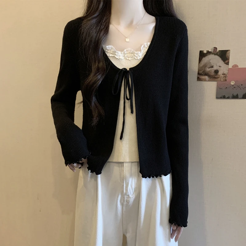 大码女装遮肚子蕾丝拼接假两件针织衫春秋胖妹妹修身显瘦百搭上衣