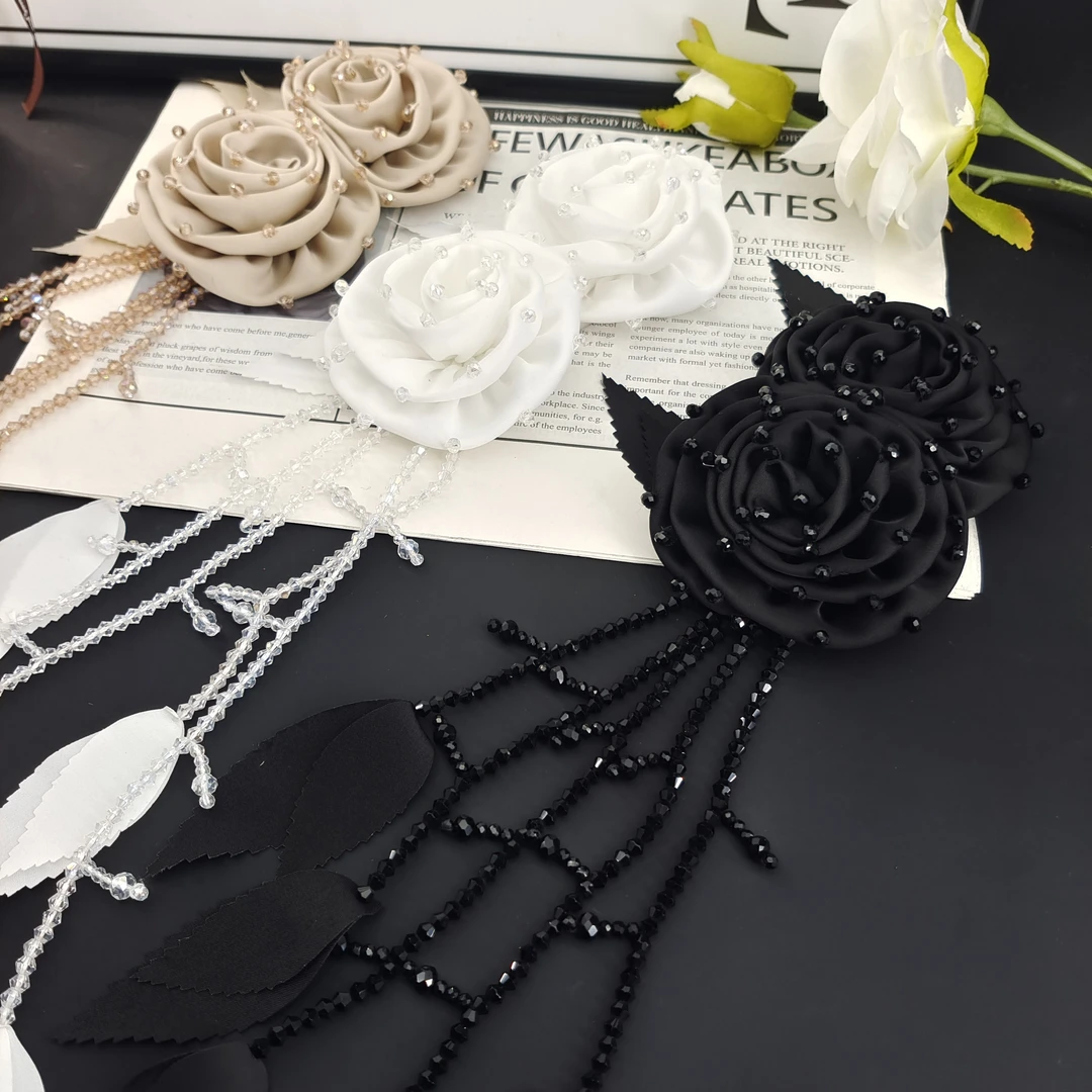 新款缎面双生玫瑰花水晶枝丫流苏带别针AZ402