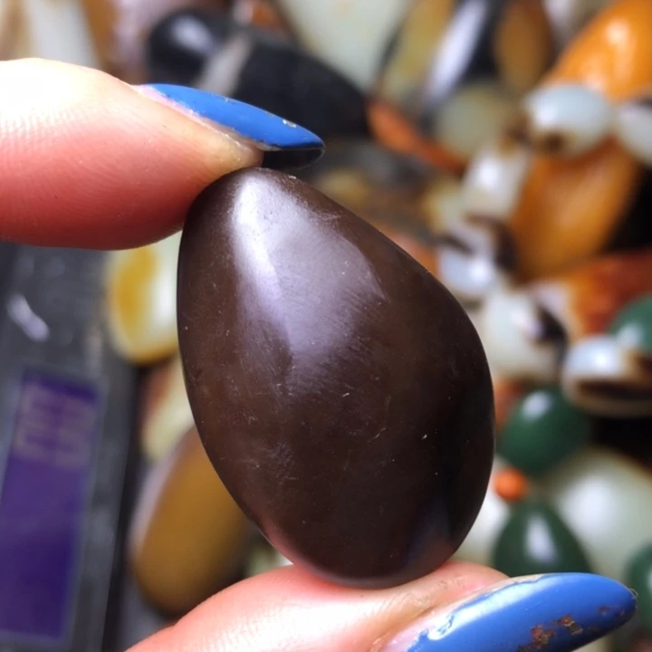 和田玉未镶嵌珠宝奇石