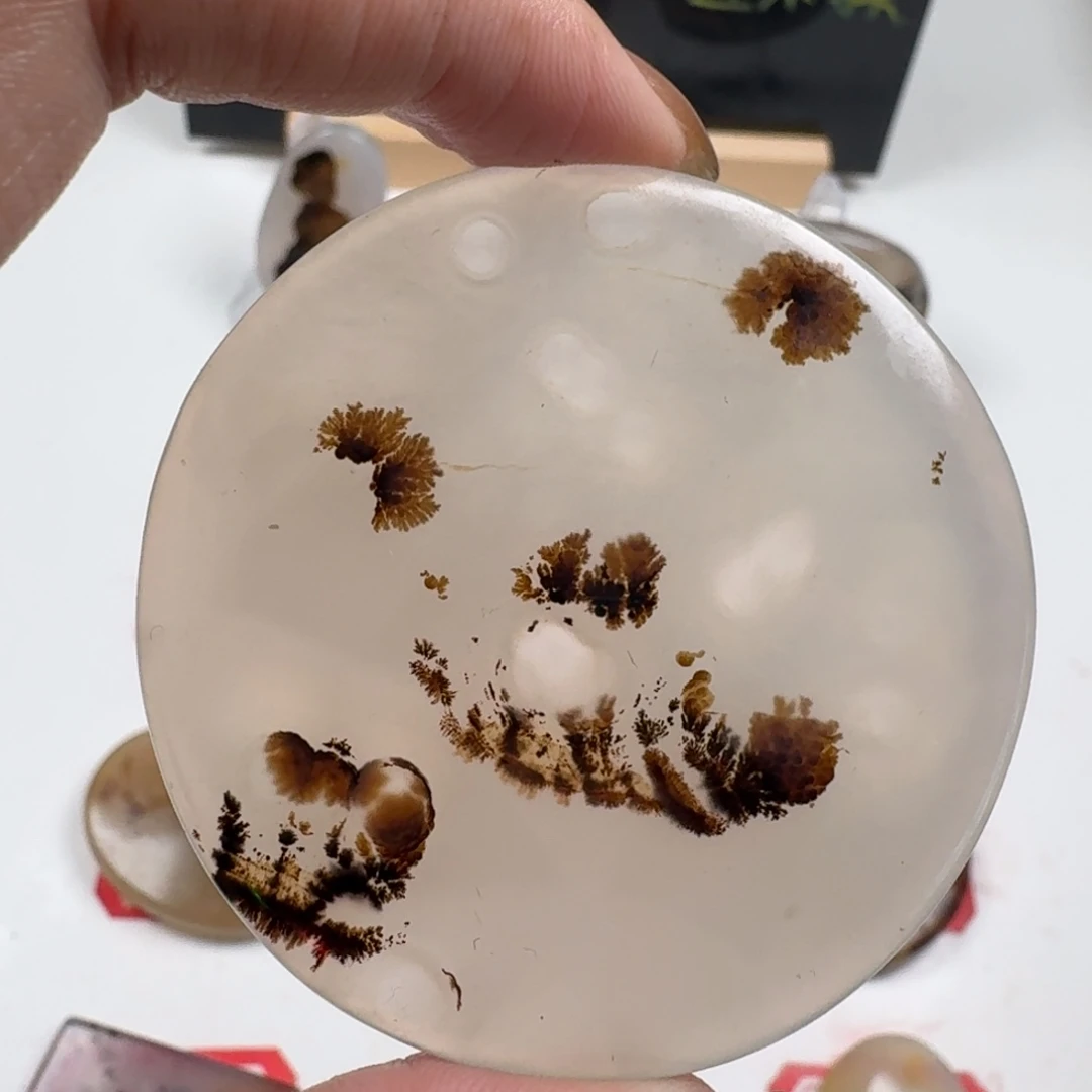 未镶嵌颈饰玛瑙/玉髓
