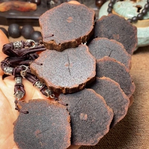 木A344降真香紫油大牌子发其一