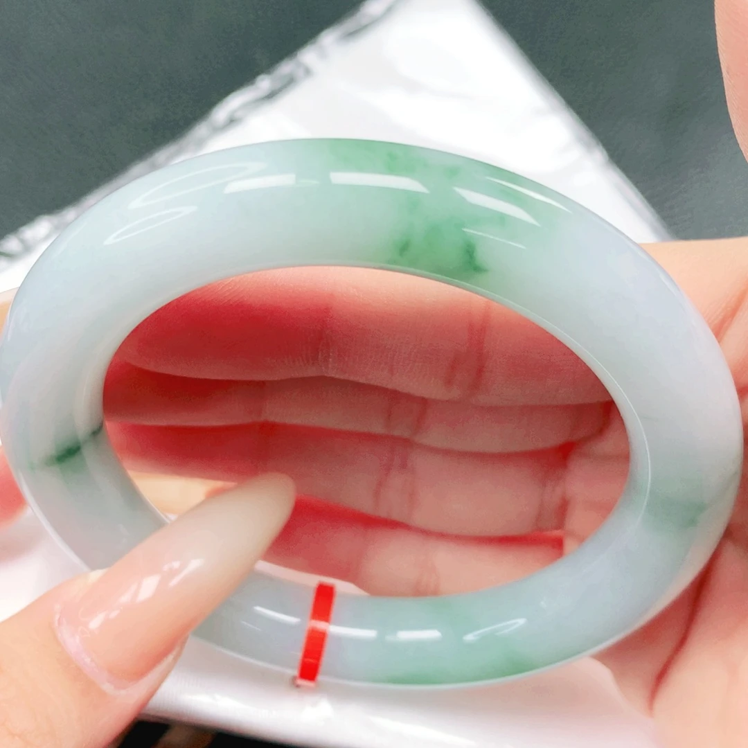 翡翠未镶嵌手镯57