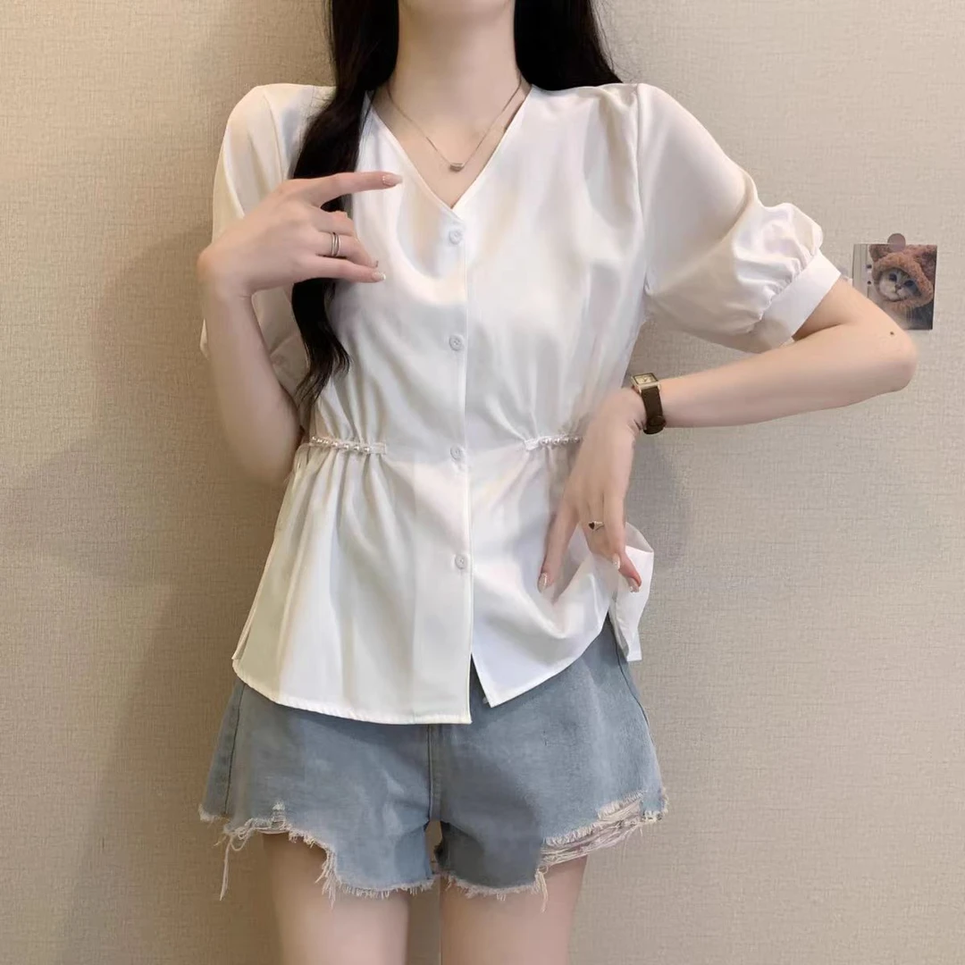 2025夏季短袖设计感修身显瘦衬衣V领钉珠休闲减龄上衣衬衫