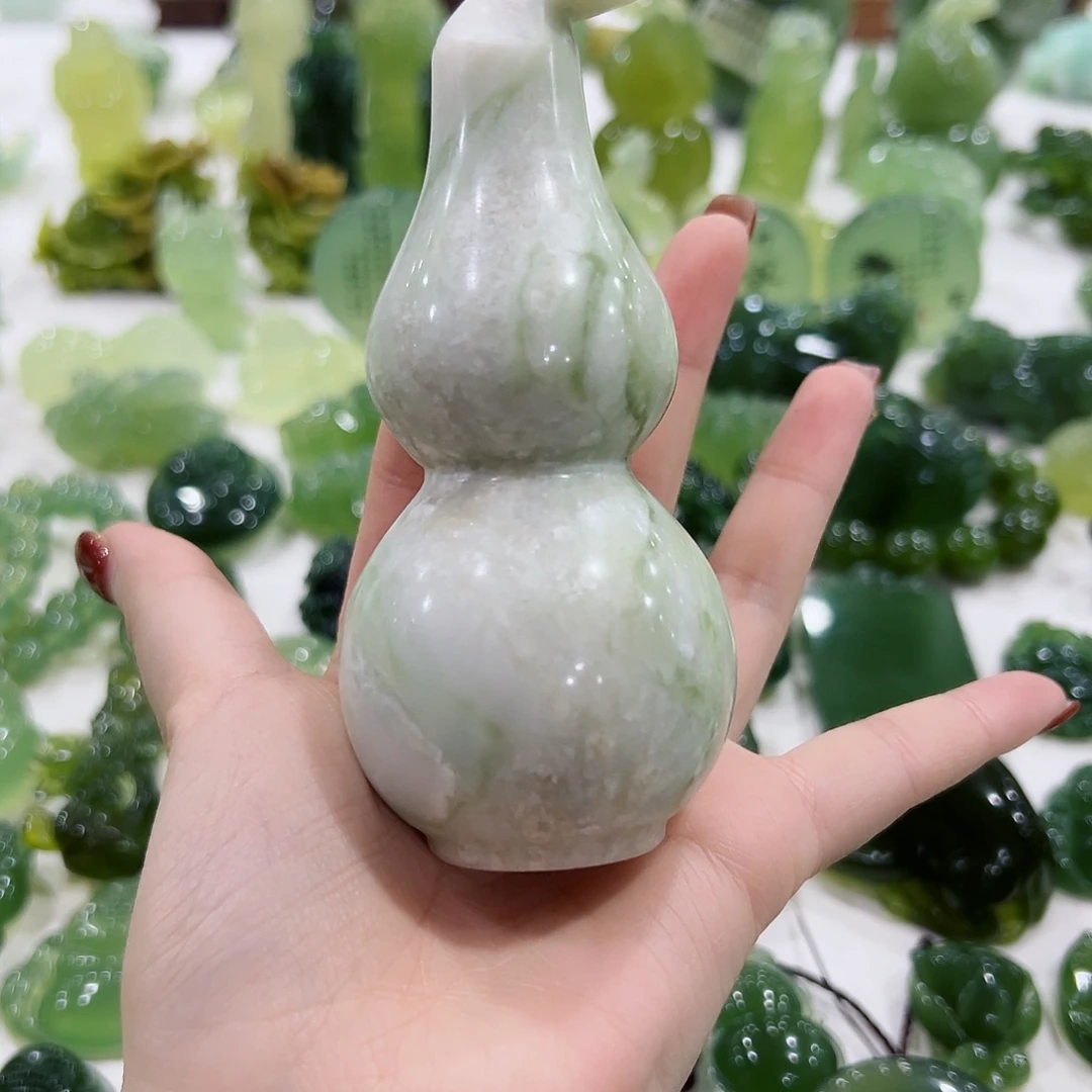 蛇纹石玉未镶嵌葫芦