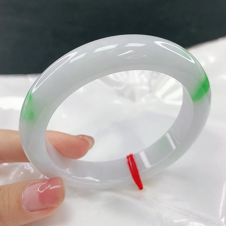 翡翠未镶嵌手镯圈57，80106