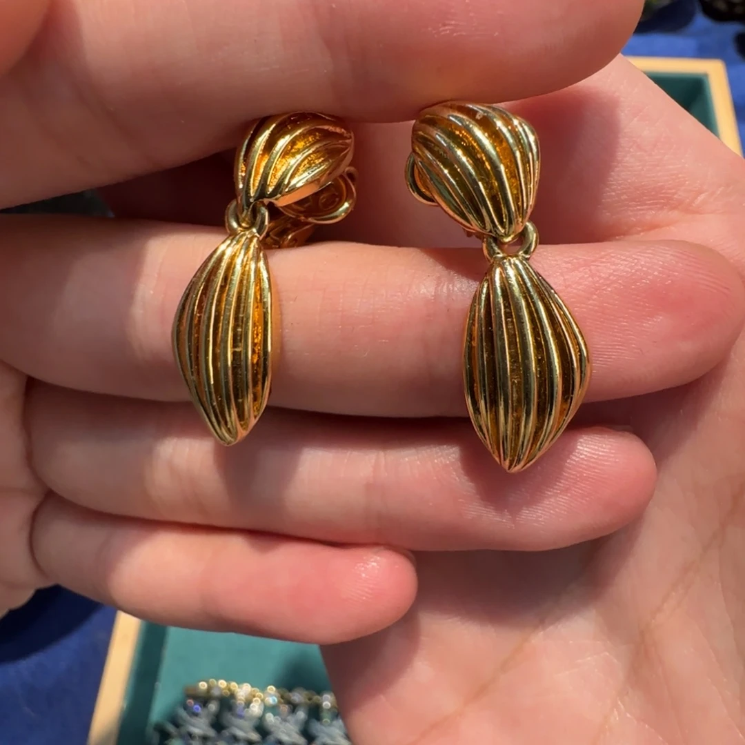 合成碳硅石非金属瑕疵