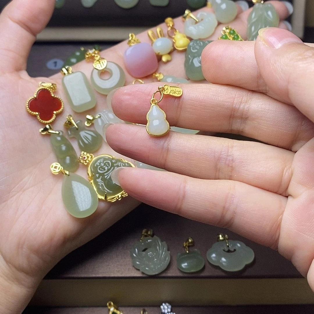 和田玉颈饰银S925镶嵌