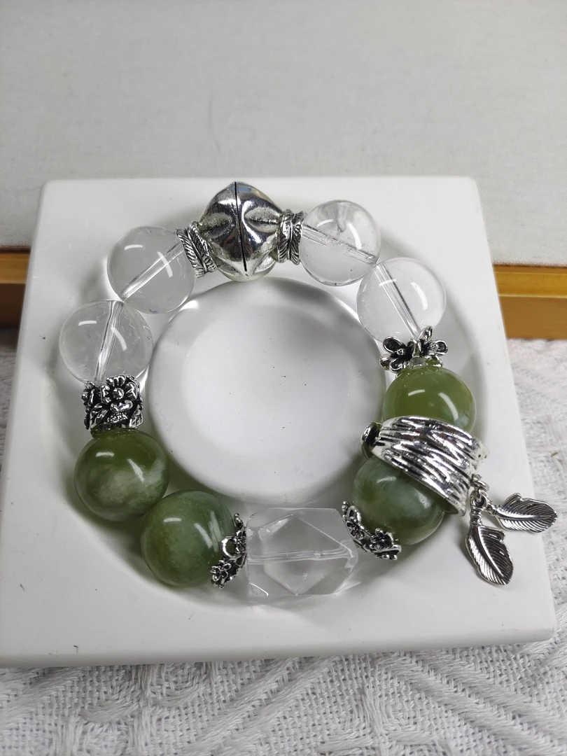 岫玉配白水晶手串