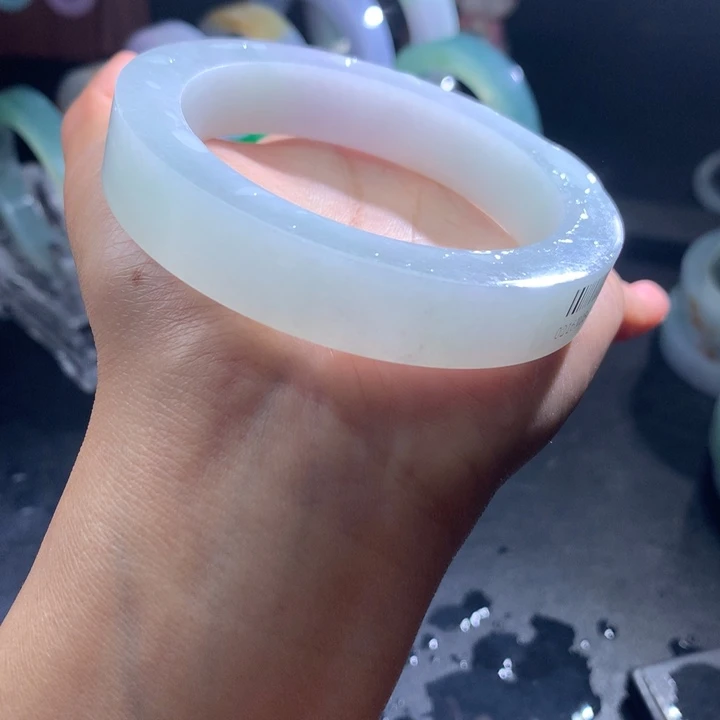 定制翡翠手镯未镶嵌