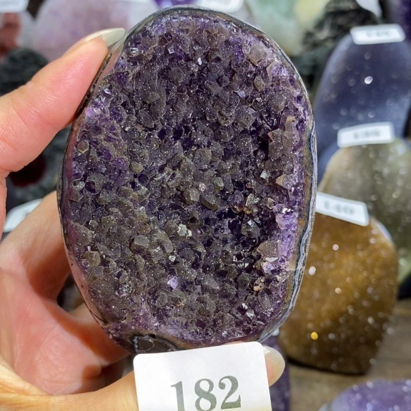 【闪购商品】未镶嵌大型摆件（非配饰）紫晶