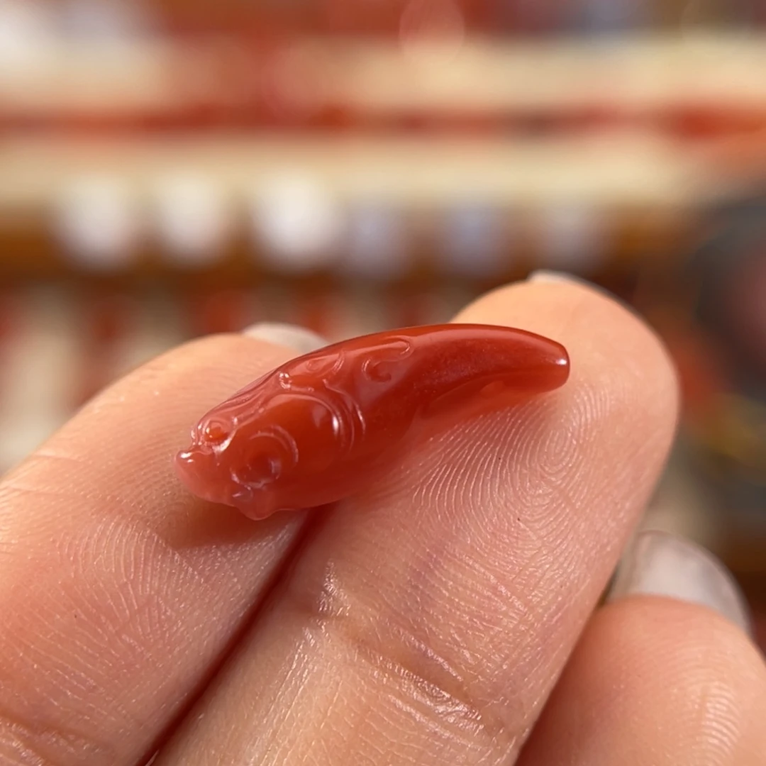 南红玛瑙未镶嵌貔貅卡子 18.4x6.7mm 不退换