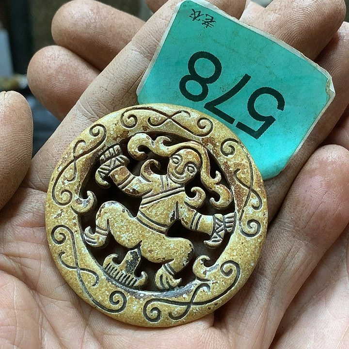 未镶嵌和田玉挂件