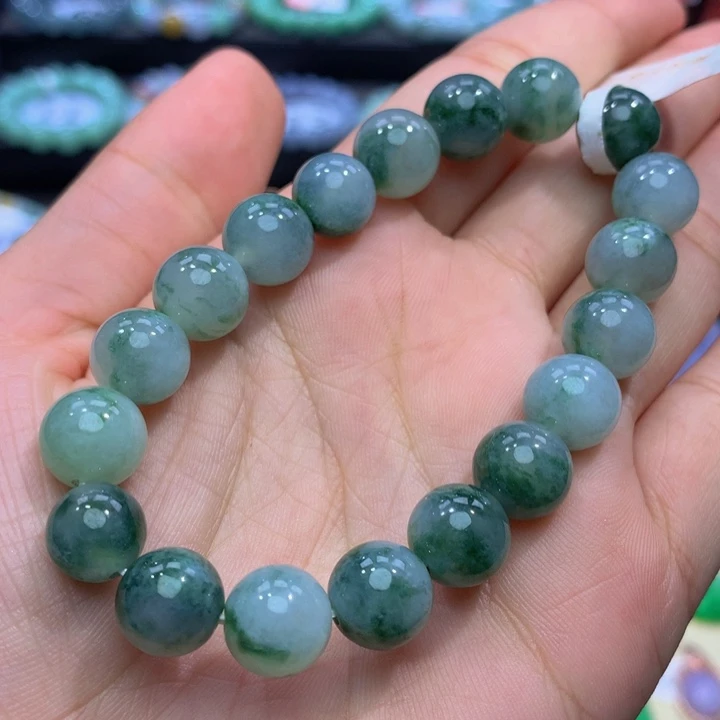 翡翠手链未镶嵌翡翠