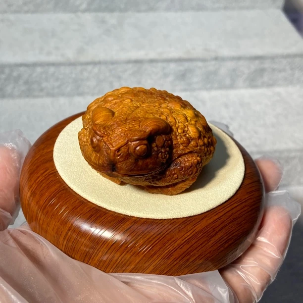 太行悬崖侧柏,纯手工雕刻,金蟾,大满工,工艺精湛,料质好,一手握