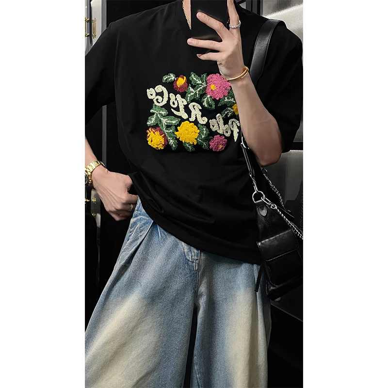 龙叨叨夏季新品重工设计感花朵刺绣短袖T恤男百搭休闲半袖上衣潮