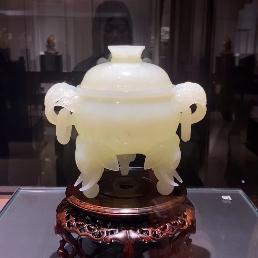 蛇纹石玉摆件未镶嵌大***3