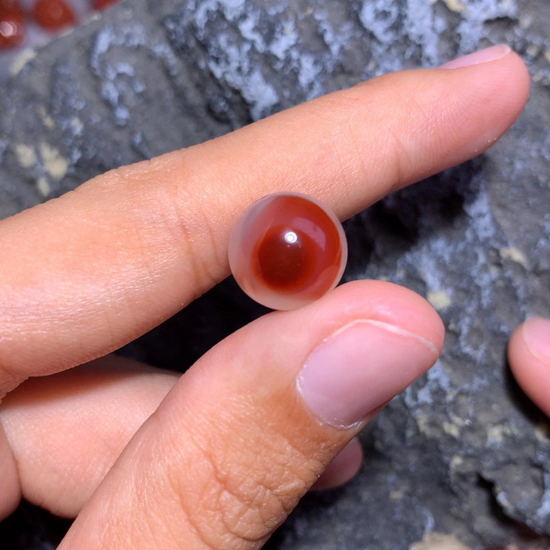 南红玛瑙未镶嵌冰飘圆珠12.1