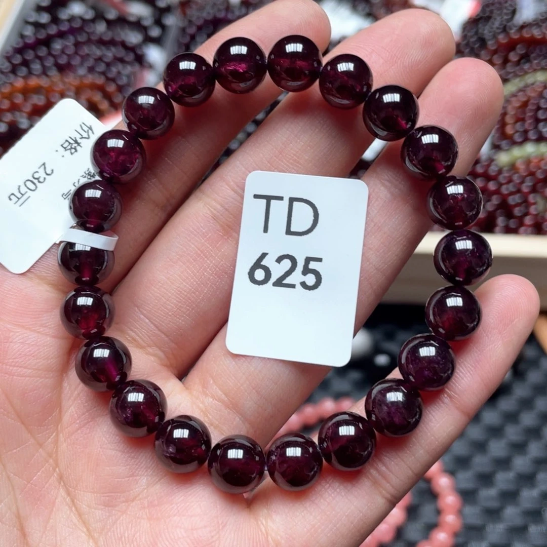 石榴石手串未镶嵌