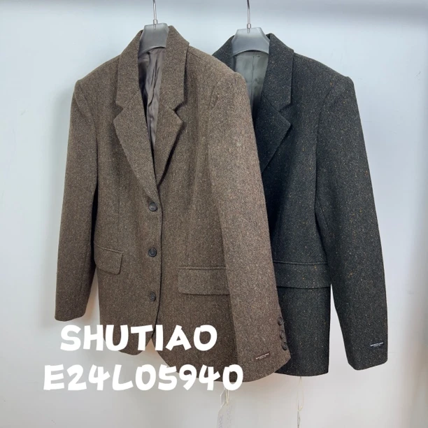 【SHUTIAO】2024秋冬：新款小众设计款外套E24L05940