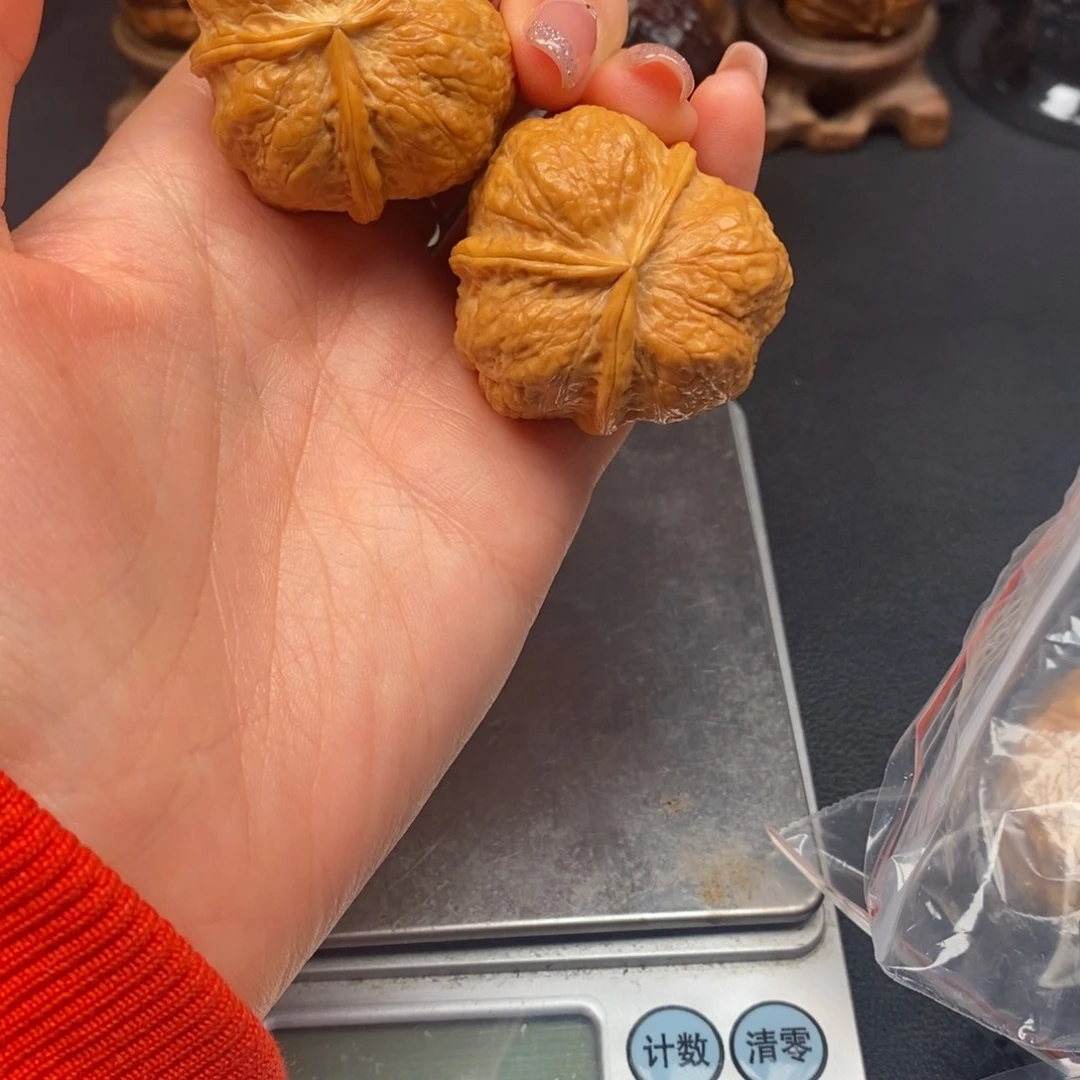 文玩核桃吊坠福瓜三棱