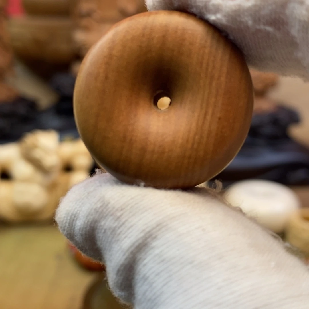 檀香木其他迈索尔老山檀香2.8平安扣