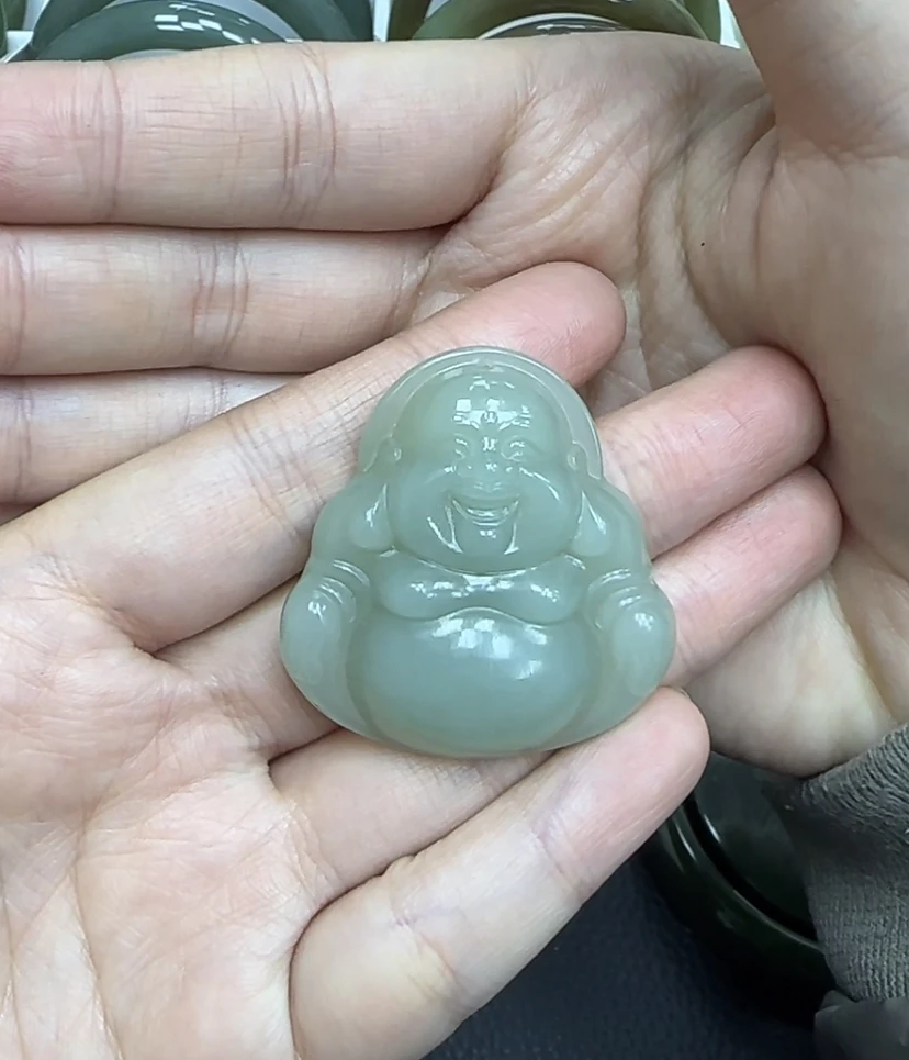 新疆纯天然和田玉佛公拍一发一多样性发