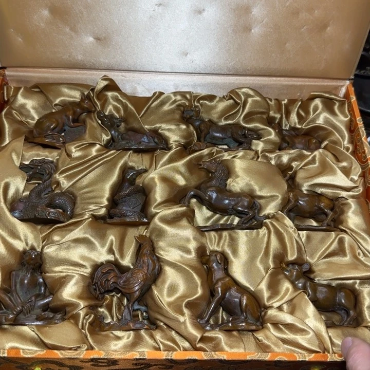 铜器把玩摆件链接