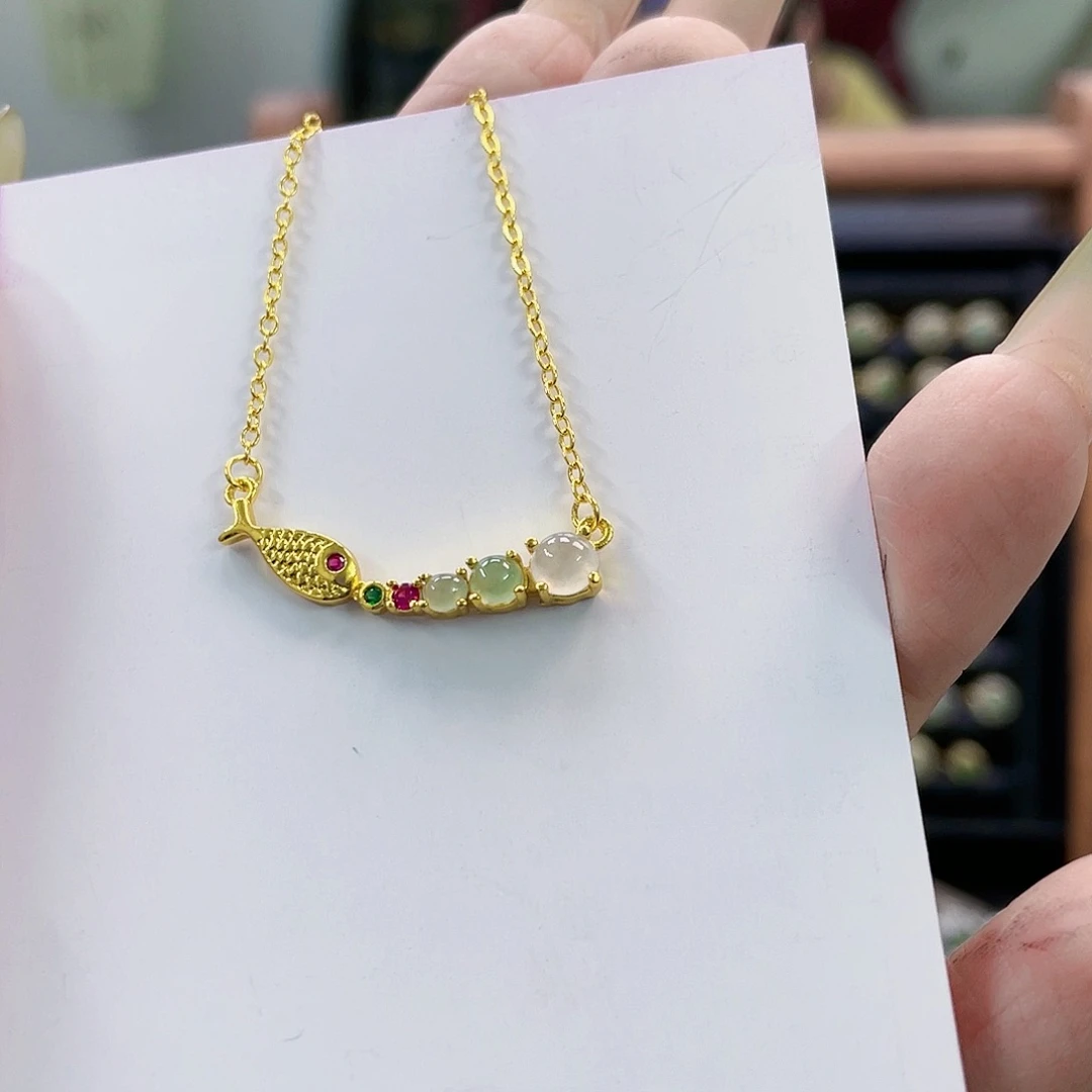 翡翠未镶嵌颈饰天然翡翠Ａ货