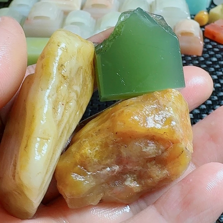 老挝石真真正正章