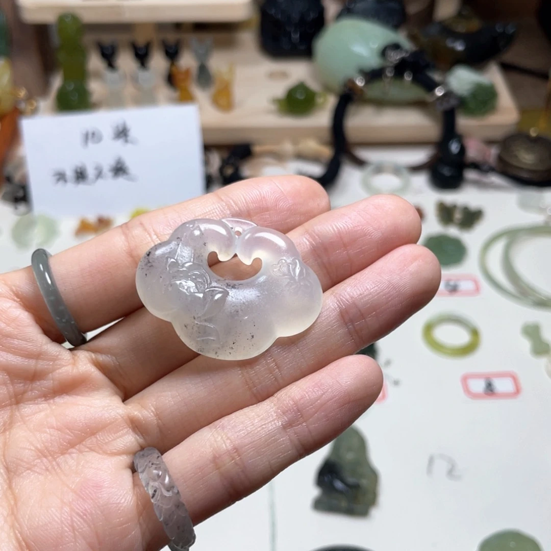 蛇纹石玉颈饰未镶嵌小*~