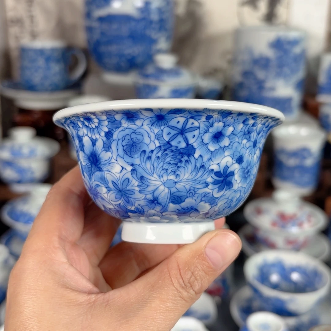 青花瓷器手绘作品陶瓷杯