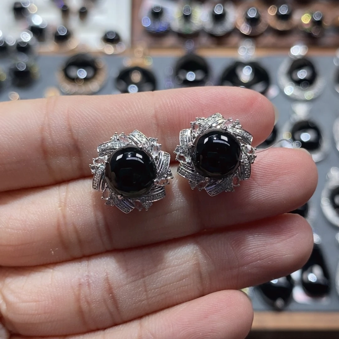 翡翠18K金镶嵌耳饰