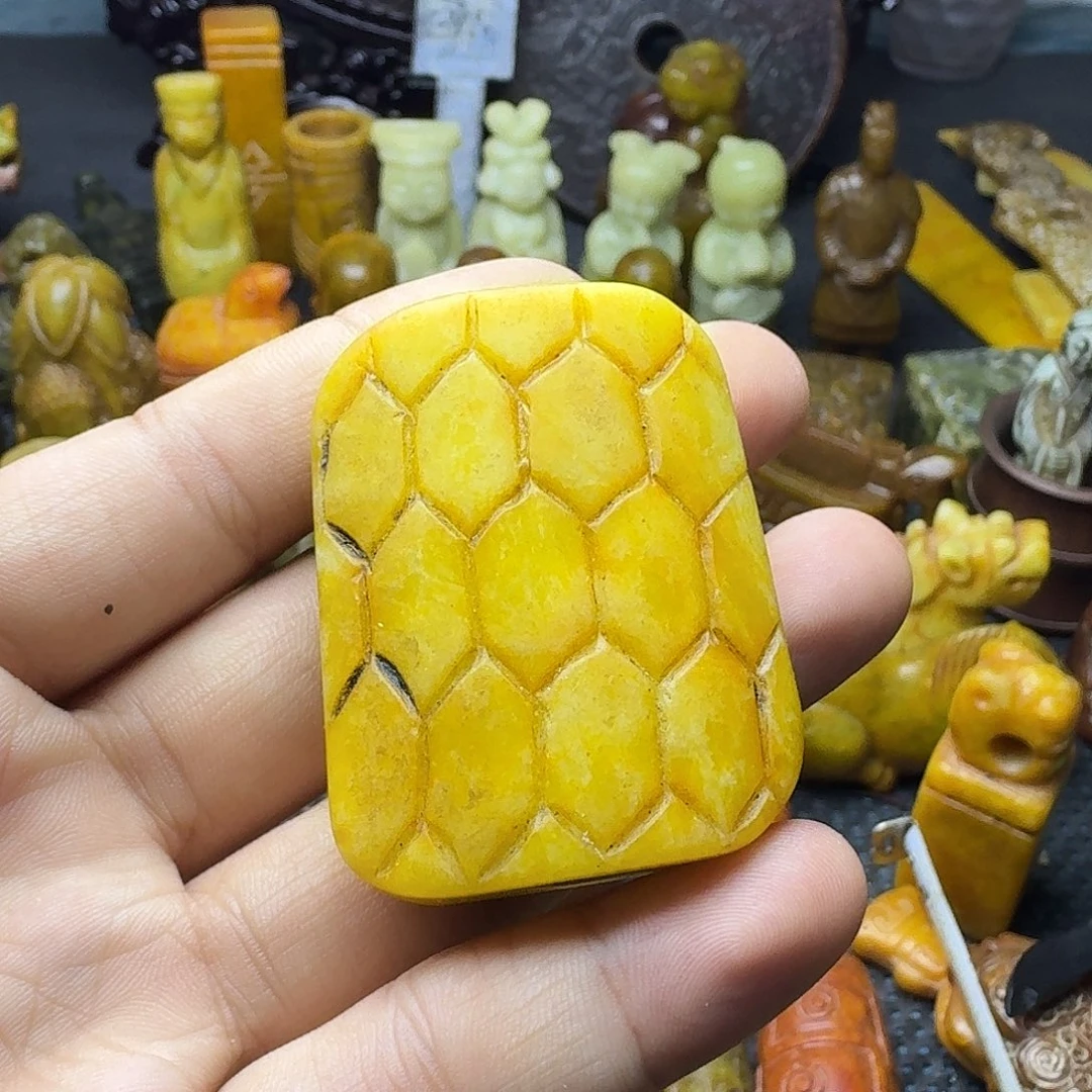 白玉菩提吊坠。。。