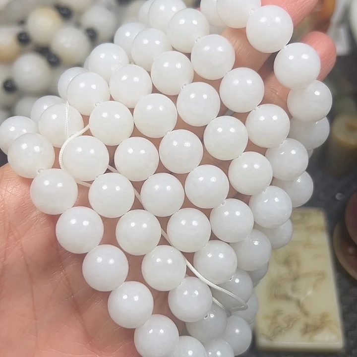 白玉菩提吊坠精选商品一物一图